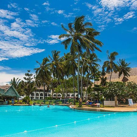 Reef Hotel Момбаса Екстериор снимка
