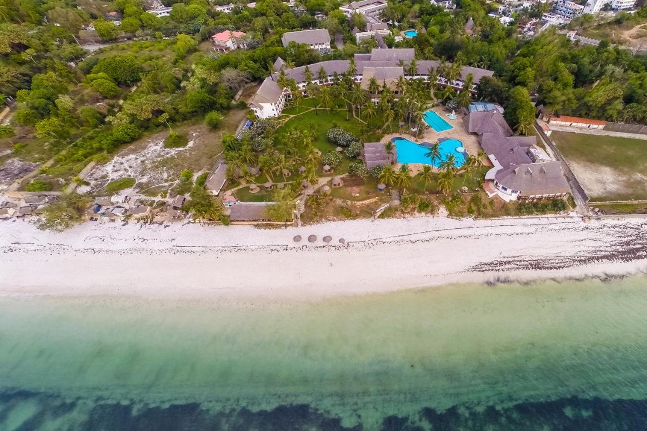 Reef Hotel Момбаса Екстериор снимка