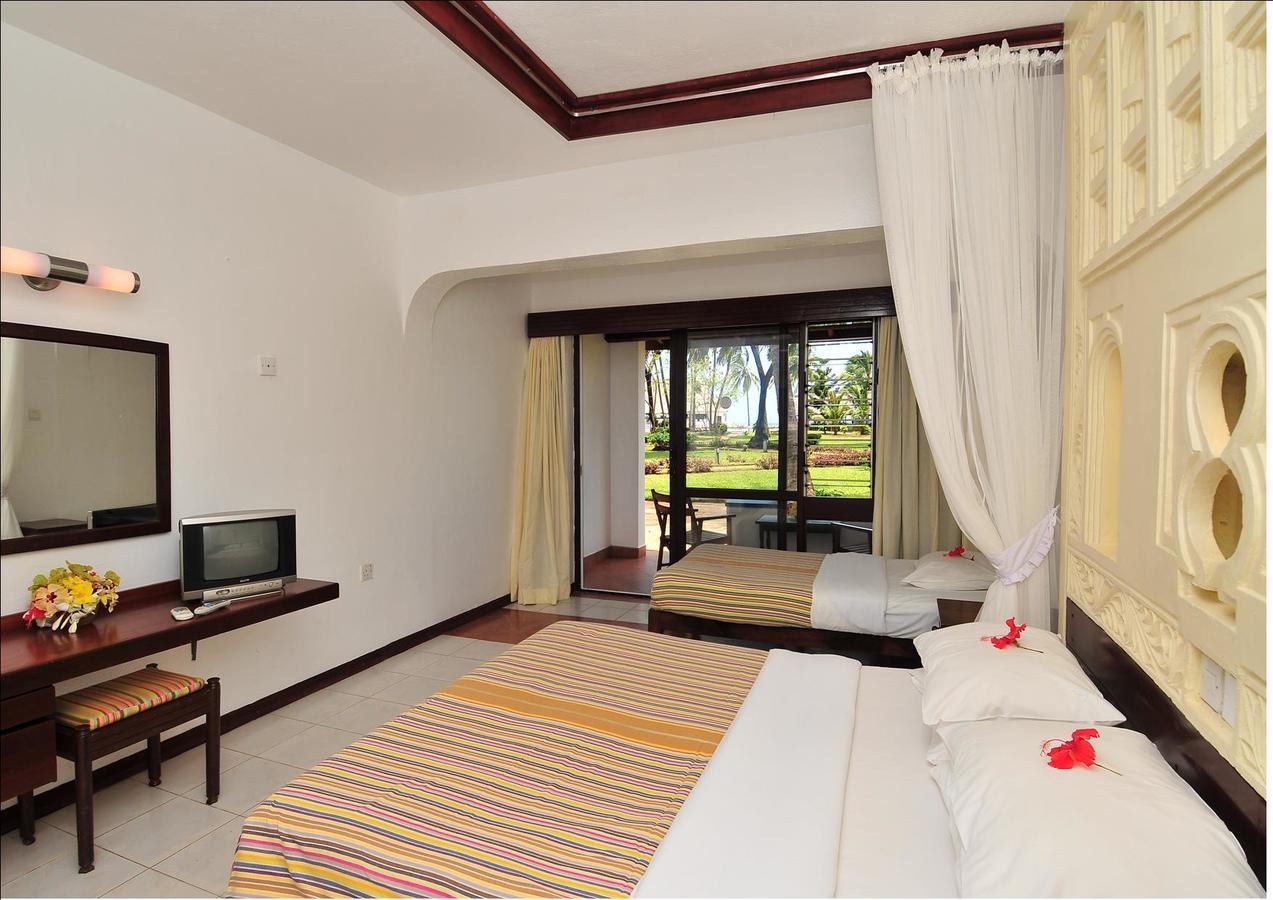 Reef Hotel Момбаса Екстериор снимка