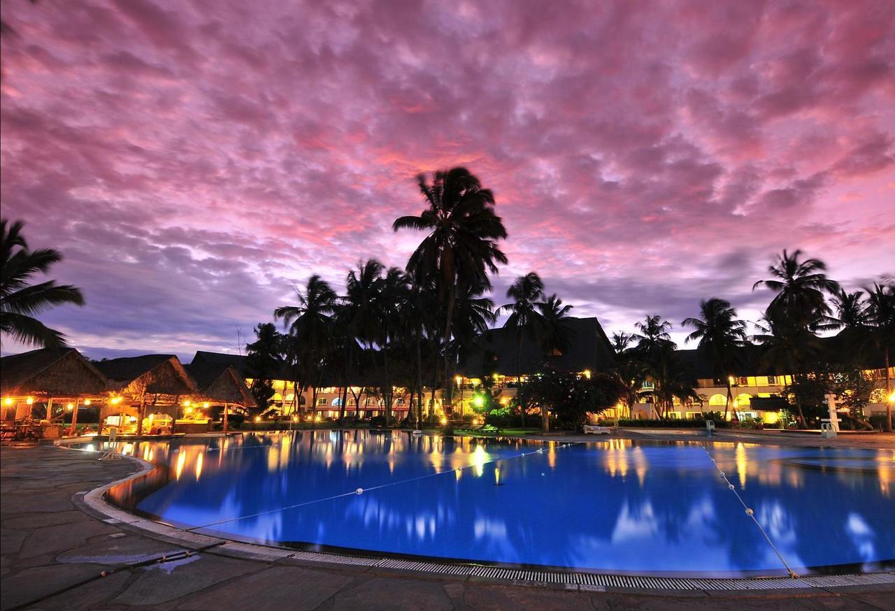 Reef Hotel Момбаса Екстериор снимка